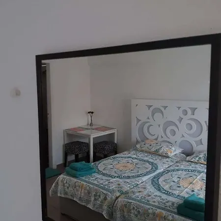 Apartman In *